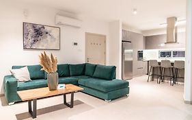 Venus Apartment